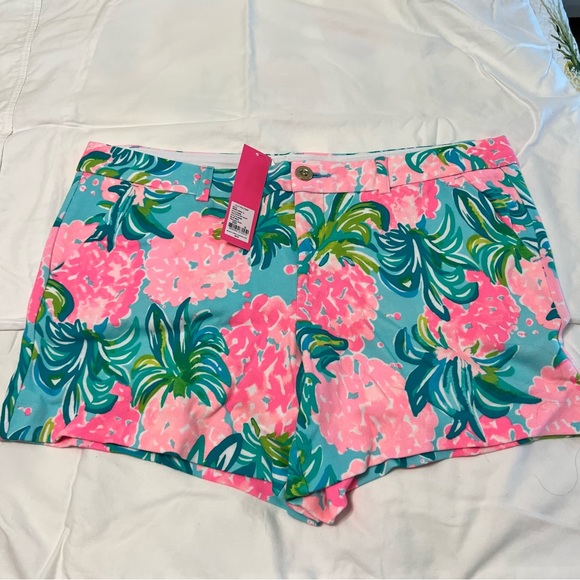 Lilly Pulitzer Pants - Lilly Pulitzer Knit Callahan Shorts